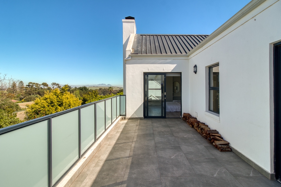 4 Bedroom Property for Sale in D’Stellen Estate Western Cape